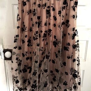 MIDI skirt with tulle fabric